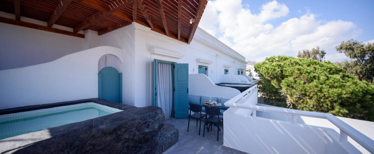 Armonia Hotel Kamari  Bagian luar foto