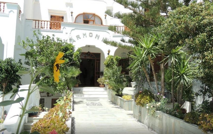 Armonia Hotel Kamari  Bagian luar foto